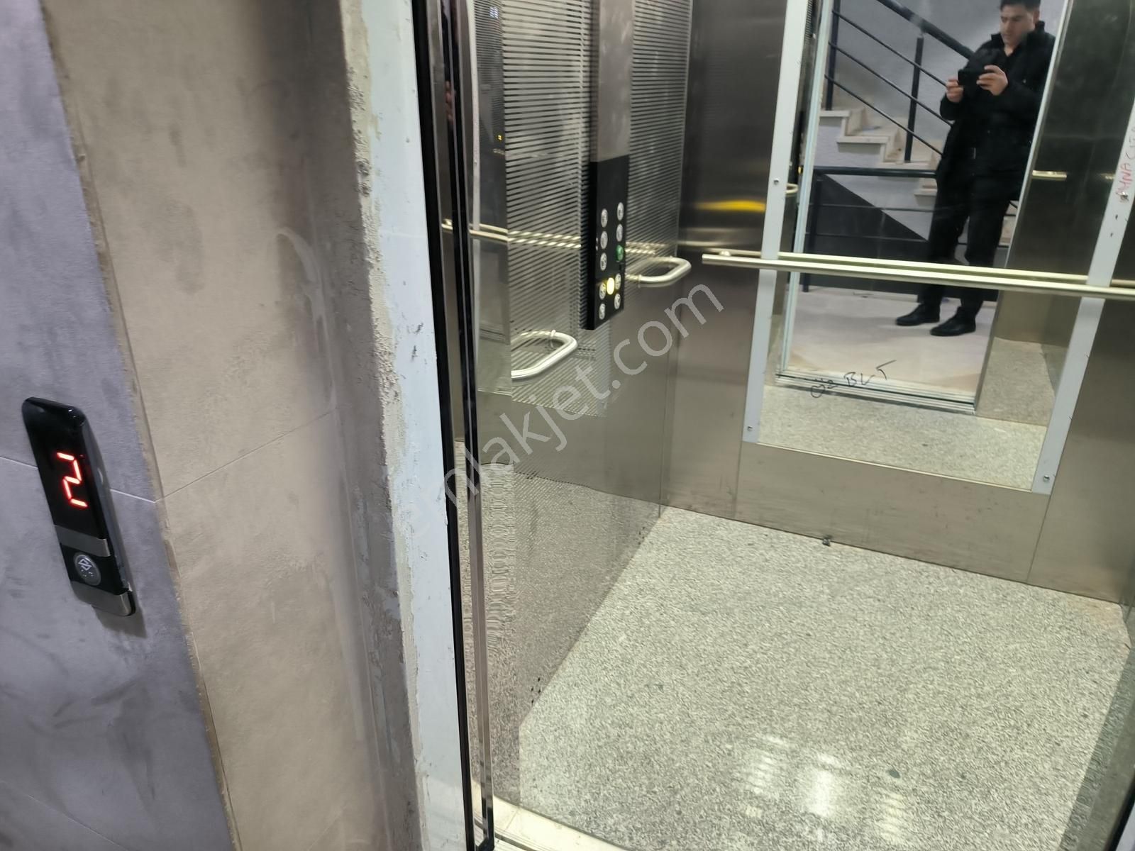 Rüzgar Emlak'tan Okullar Bölgesi Ferah Daire - Görsel 12