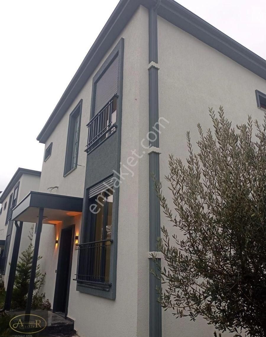 Balıkesir Edremit Zeytinli 5+1 Ultra Lüks Satılık Villa - Görsel 6