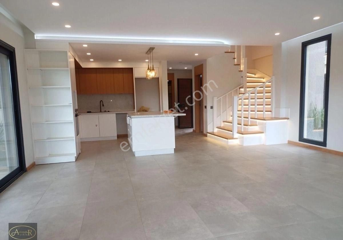 Balıkesir Edremit Güre 480 M2 Arsa İçi Müstakil Havuzlu Satılık Lüks Villa - Görsel 19