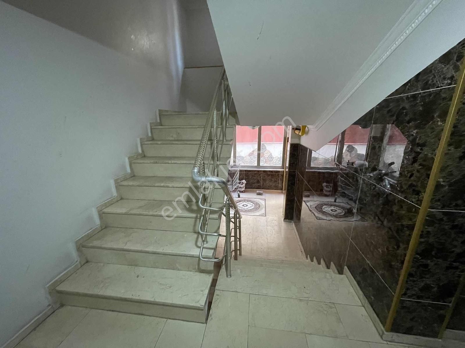 Rüzgar Emlak'tan Eşyalı Merkezi Konum Kiralık Daire - Görsel 33