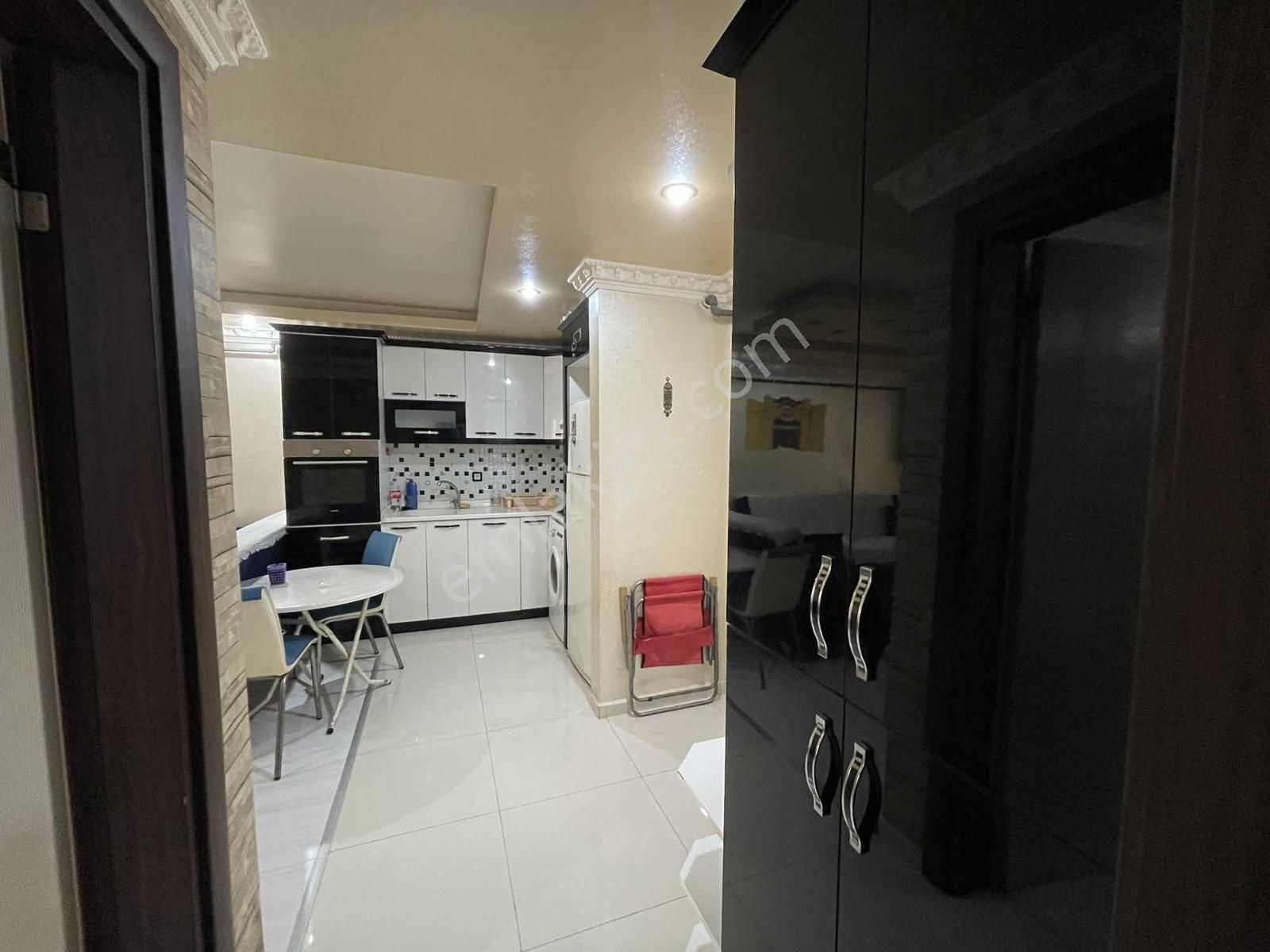 Rüzgar Emlak'tan Eşyalı Merkezi Konum Kiralık Daire - Görsel 7