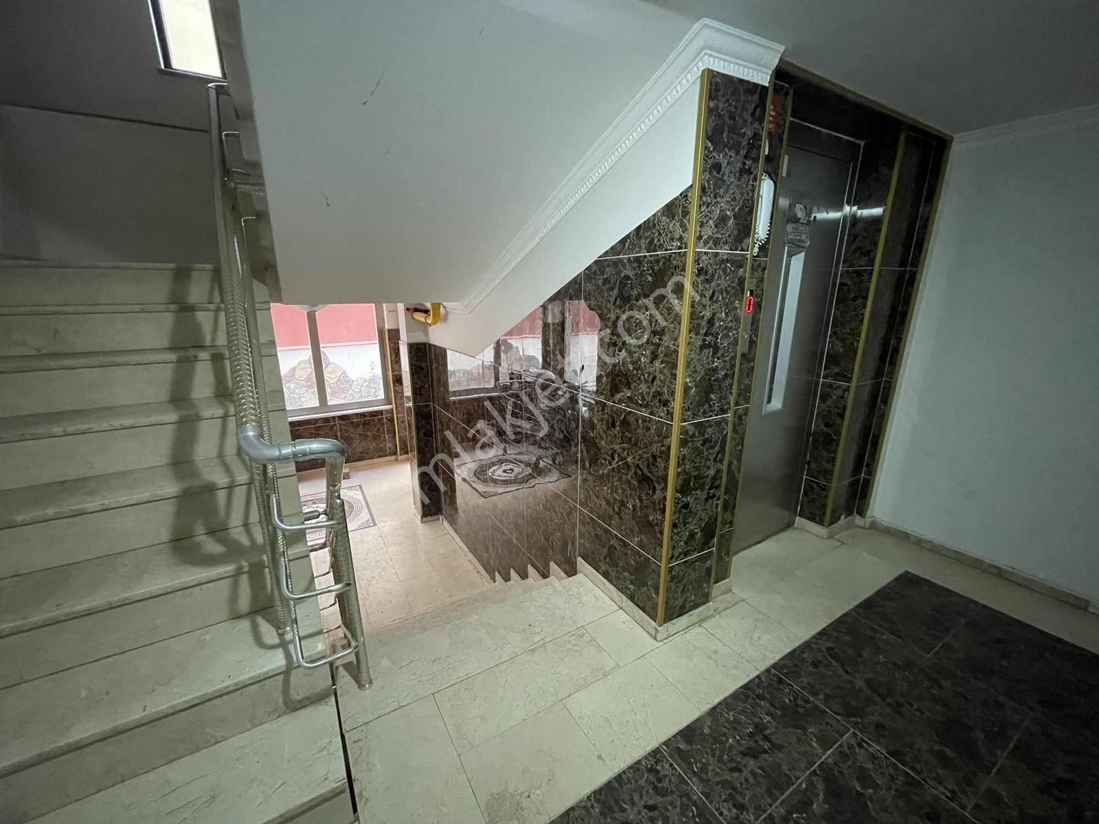 Rüzgar Emlak'tan Eşyalı Merkezi Konum Kiralık Daire - Görsel 34