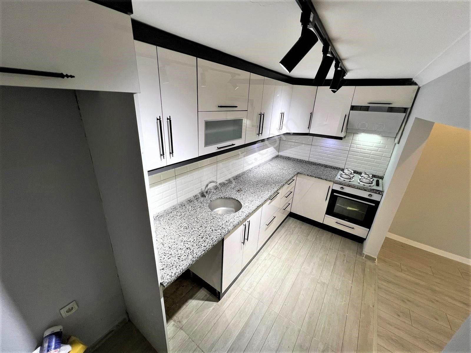 🟠🟠alfa'dan Akçay'da Satılık Bahçeli Fırsat Denize 100 Mt Mesafede 2+1 Geniş Daire - Görsel 2