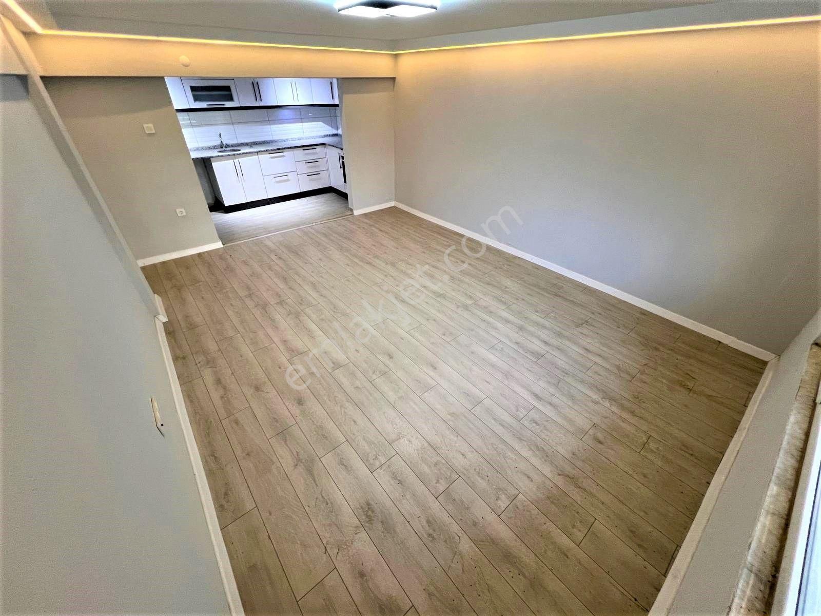 🟠🟠alfa'dan Akçay'da Satılık Bahçeli Fırsat Denize 100 Mt Mesafede 2+1 Geniş Daire - Görsel 3