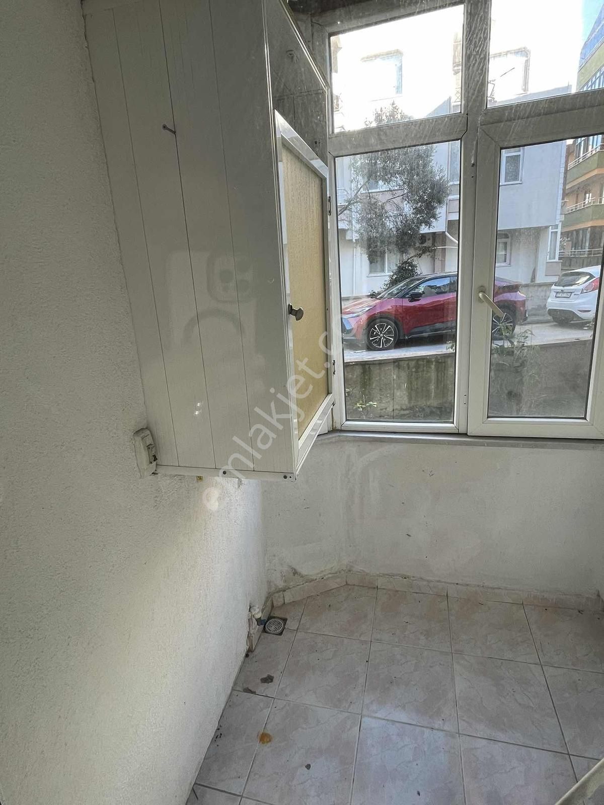 Bahçelievler Mahallesin'de Satılık 1+1 55 M2 Daire - Görsel 13