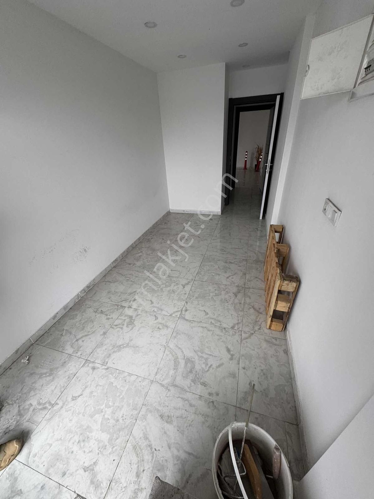 Zeki Emlak'tan Fatih Mah'de Sahilin Dibinde Satılık Dükkan - Görsel 8