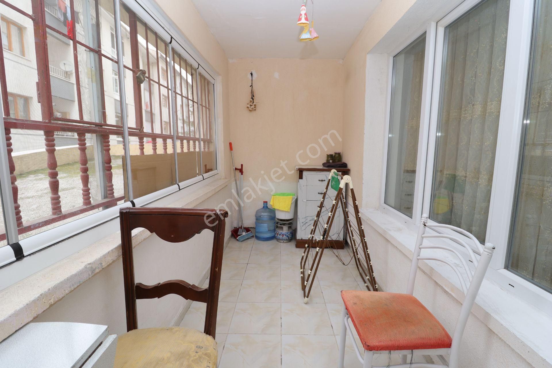 Akif'ten Topçu'da 2,5+1 Ebeveyn Banyolu Batı Cephe Satılık Daire - Görsel 4