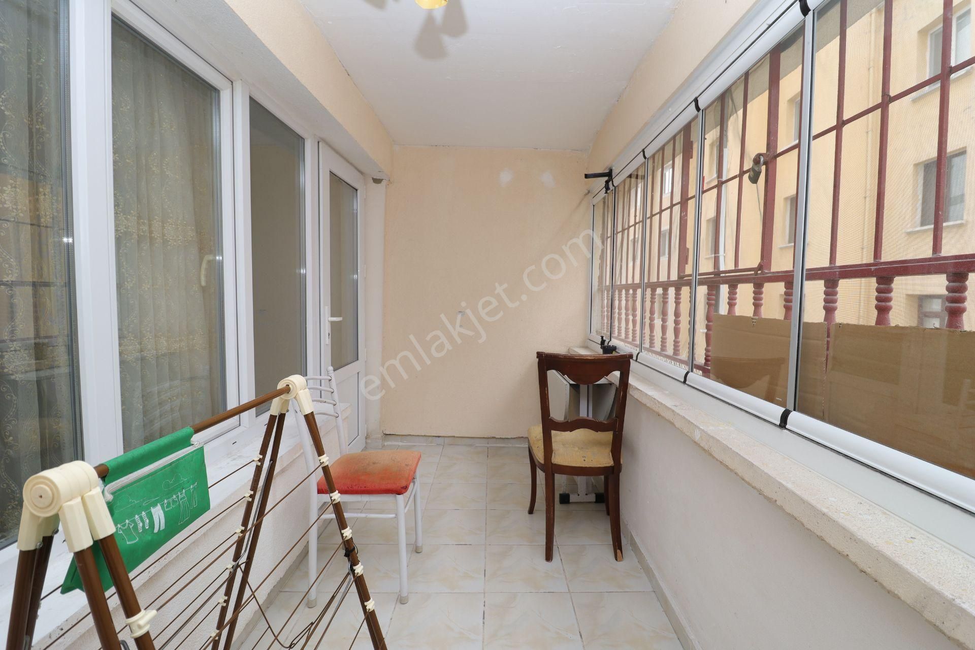 Akif'ten Topçu'da 2,5+1 Ebeveyn Banyolu Batı Cephe Satılık Daire - Görsel 5