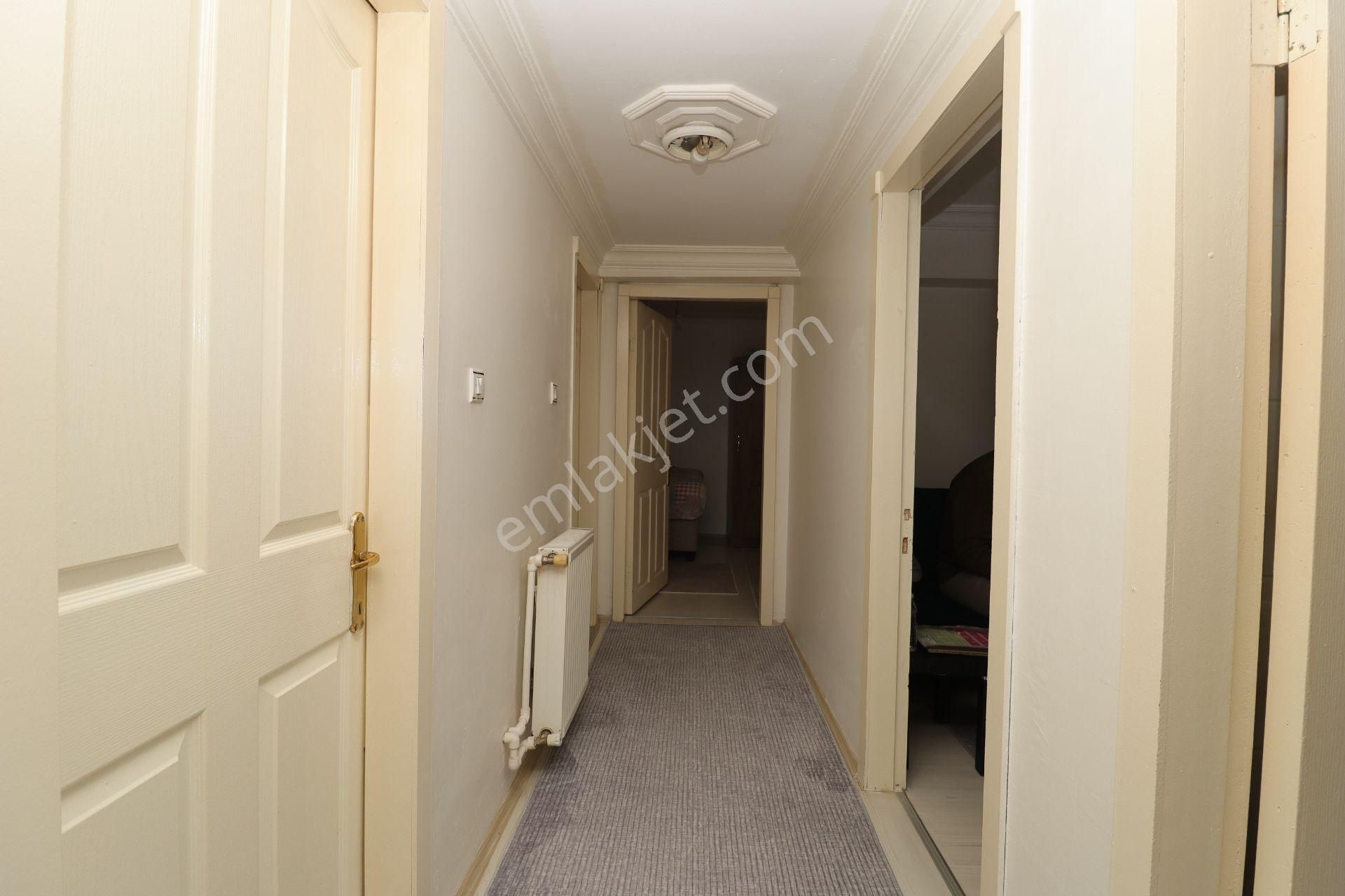 Akif'ten Topçu'da 2,5+1 Ebeveyn Banyolu Batı Cephe Satılık Daire - Görsel 13