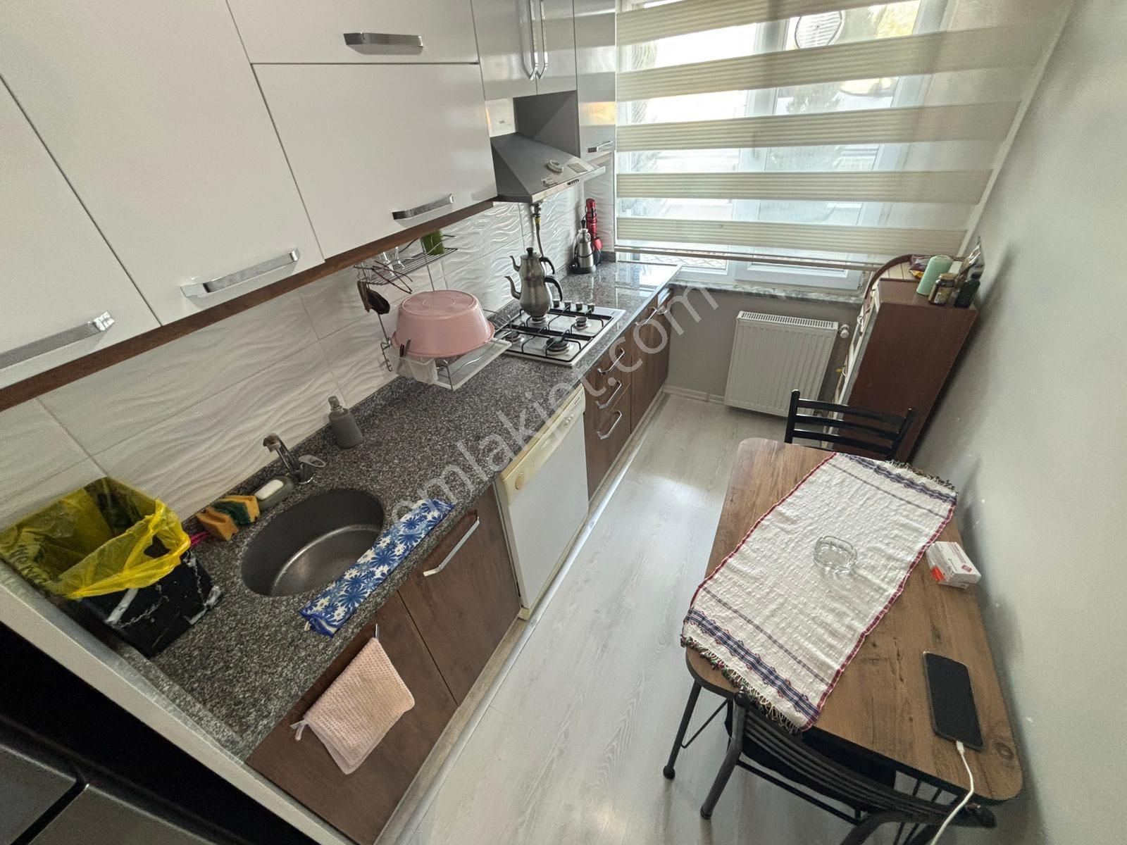 🟠🟠tek Yetkili Alfa'dan Akçay'da Satılık Ön Cephe Kombili Ayrı Mutfak 5 Yaşında 2+1 Daire - Görsel 2