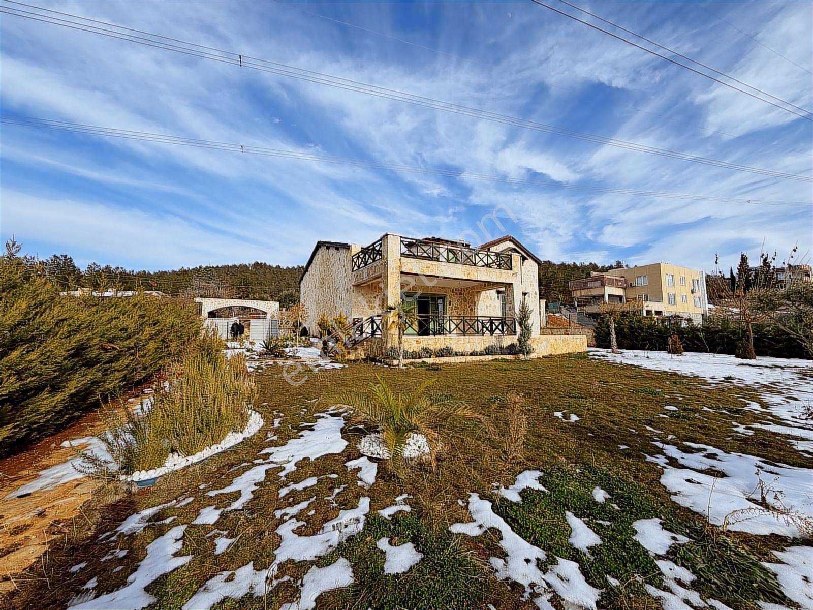 World İlkevim'den Çamlıyayla'da Havuzlu Satılık Villa - Görsel 31