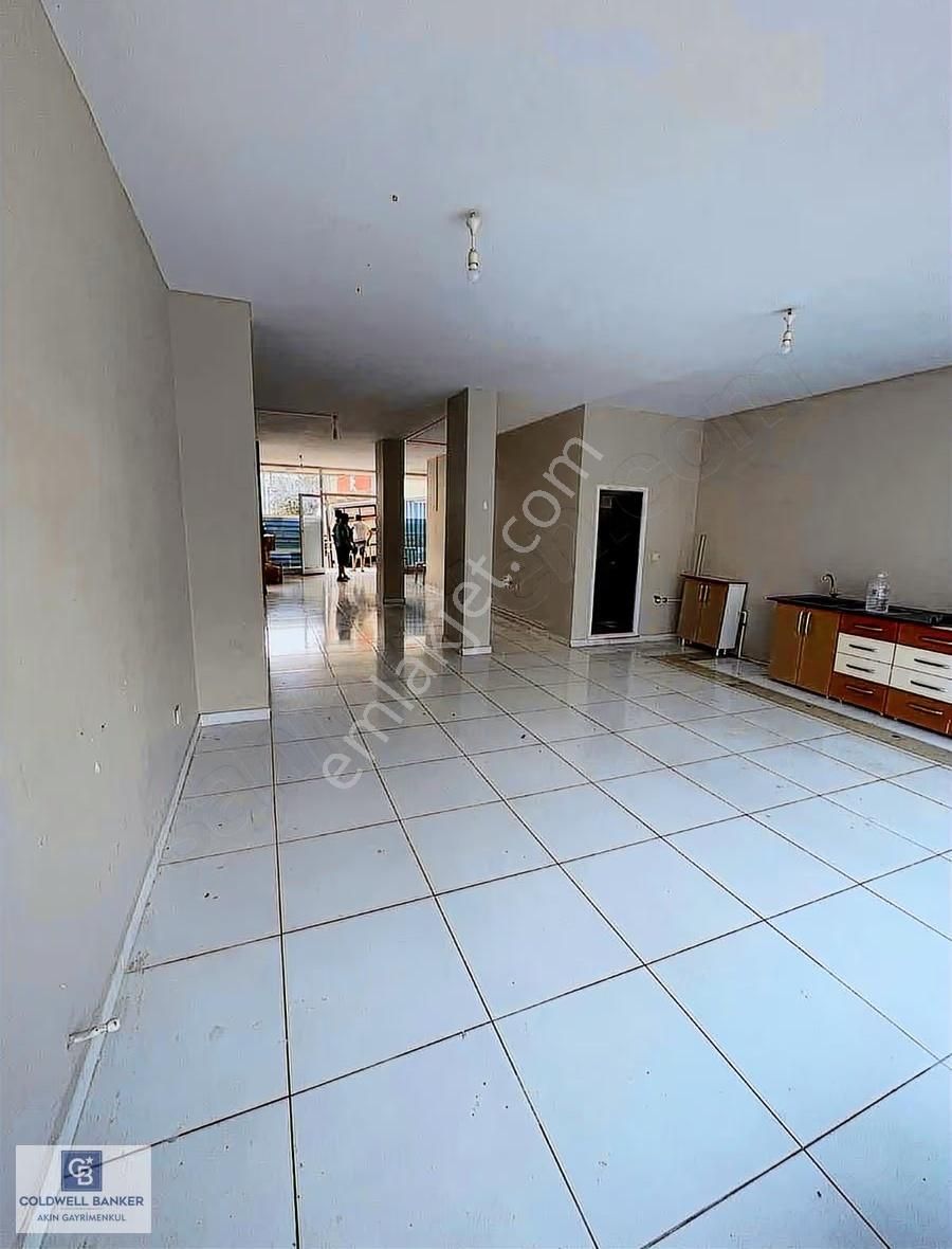 Yenidoğan Merve Mah. Satılık 240 M2 Dükkan - Görsel 2