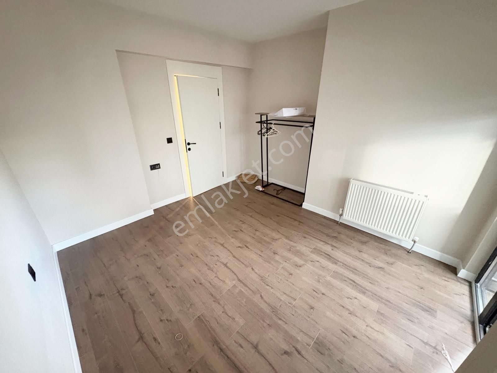 Bienal Ovacık'da Bulvara Cephe Ada Mutfaklı Konforlu Bir Yaşam - Görsel 21