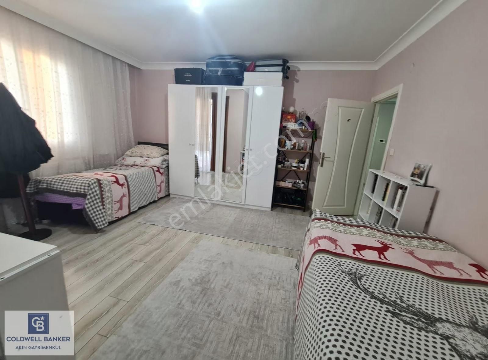 Yenidoğan 'da Satılık Geniş Ara Kat Daire - Görsel 13