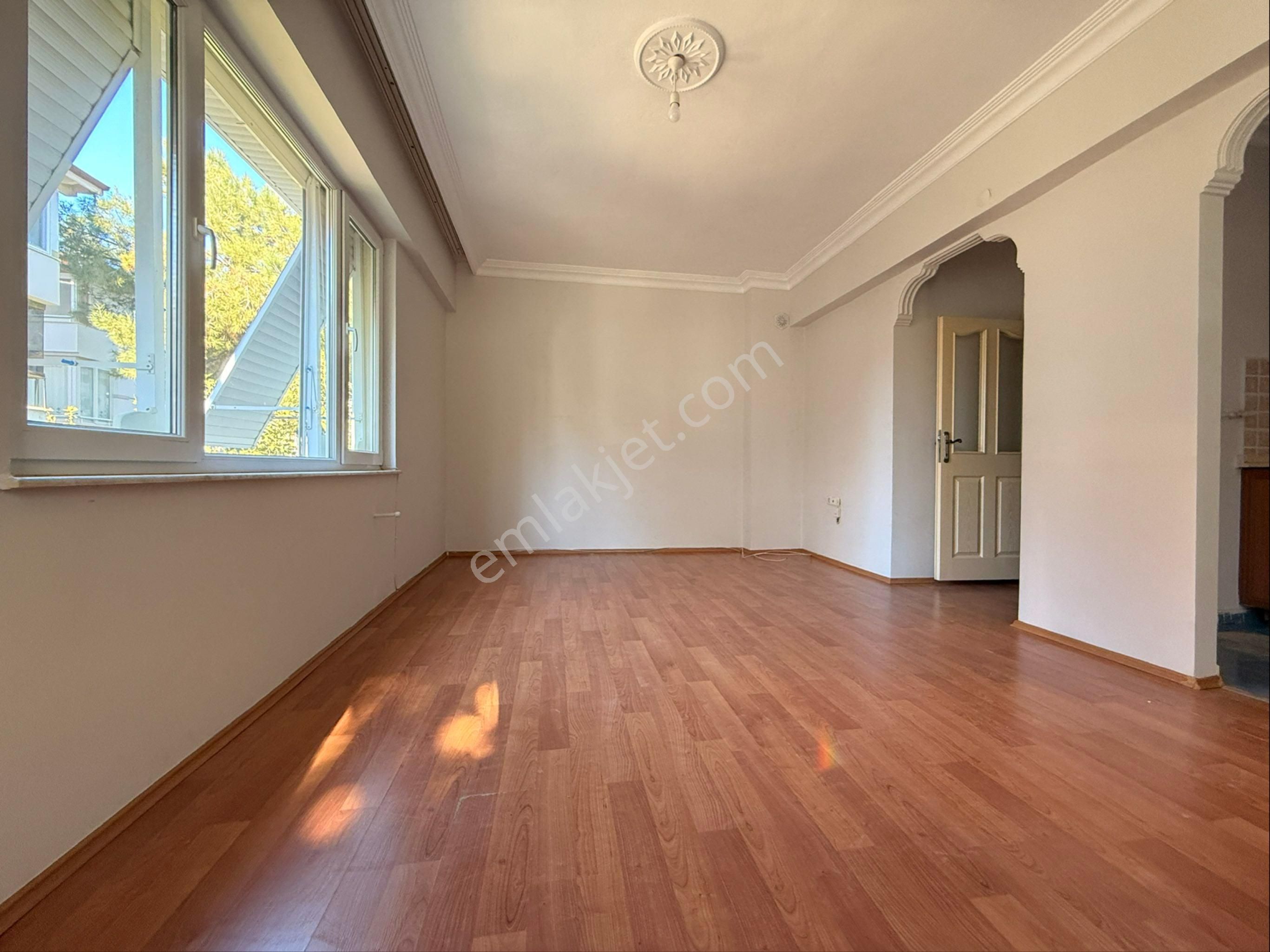 Hayat Park Yanı Katta 2+1 Güney Cephe - Görsel 14