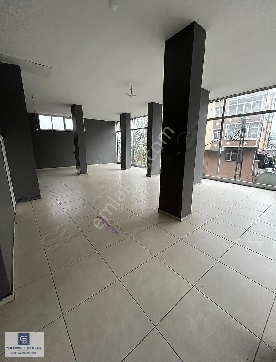 Sancaktepe Veysel Karani Caddesi Üzerinde Kiralık Dükkan - Görsel 18