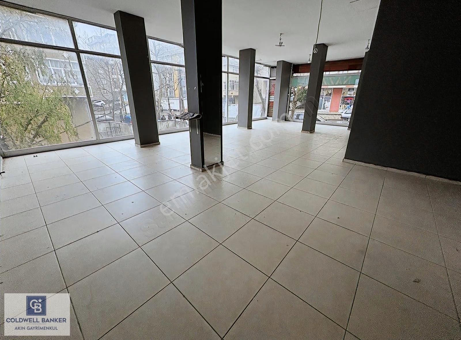 Sancaktepe Veysel Karani Caddesi Üzerinde Kiralık Dükkan - Görsel 16