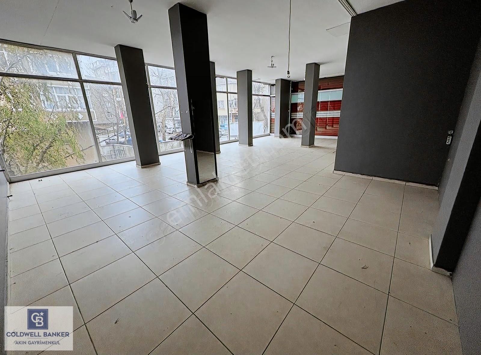 Sancaktepe Veysel Karani Caddesi Üzerinde Kiralık Dükkan - Görsel 21