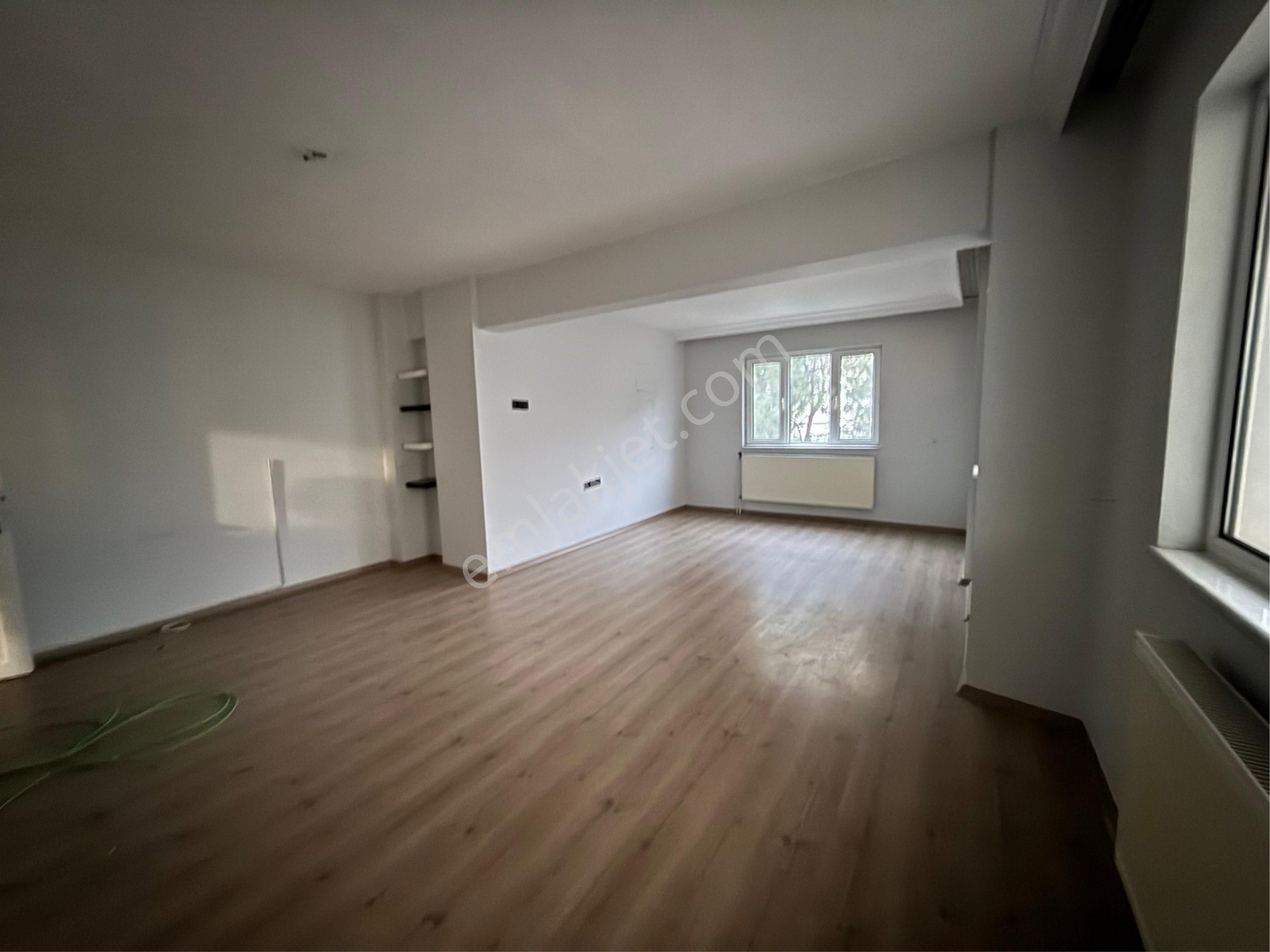 Manisa Şehzadeler Peker Mh’de 3+1 Satılık Daire