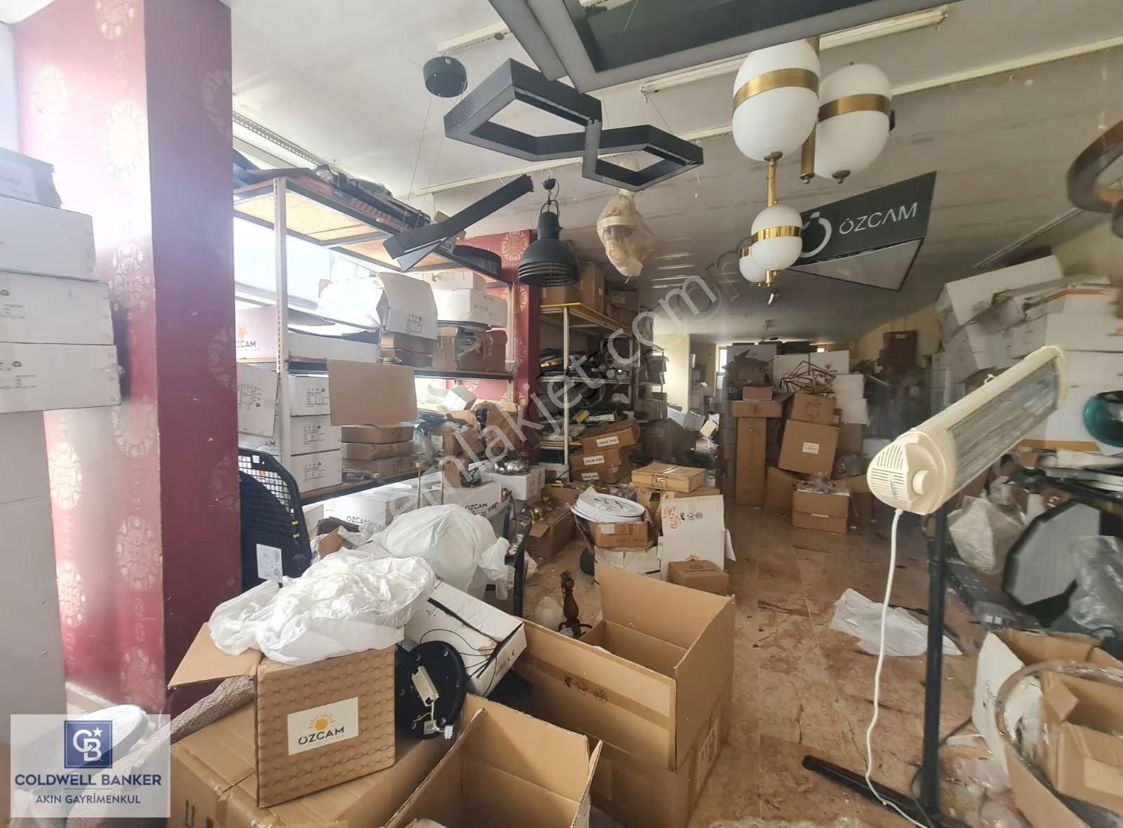 Libadiye Caddesi Üzerinde Satılık Dükkan - Görsel 3