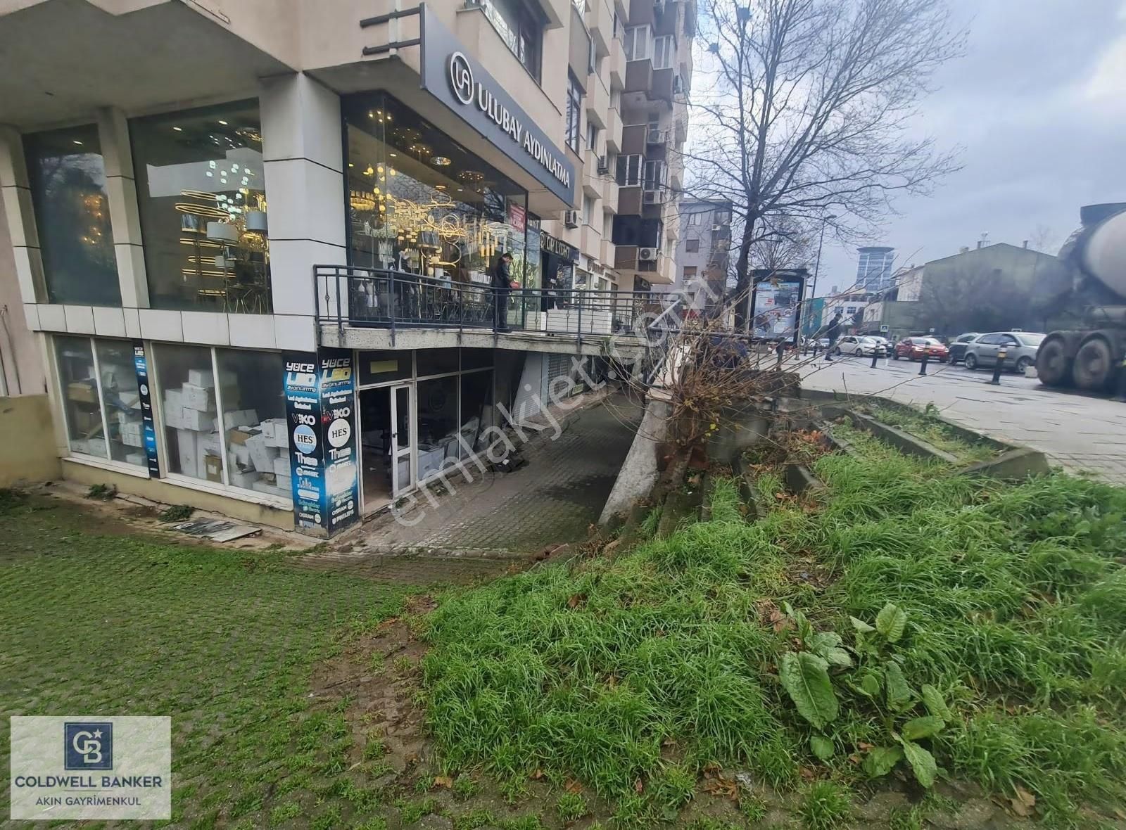 Libadiye Caddesi Üzerinde Satılık Dükkan - Görsel 4