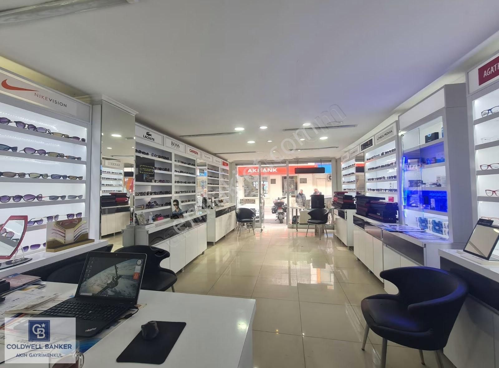 Sütçü İmam Caddesinde Kiralık İşyeri - Görsel 4
