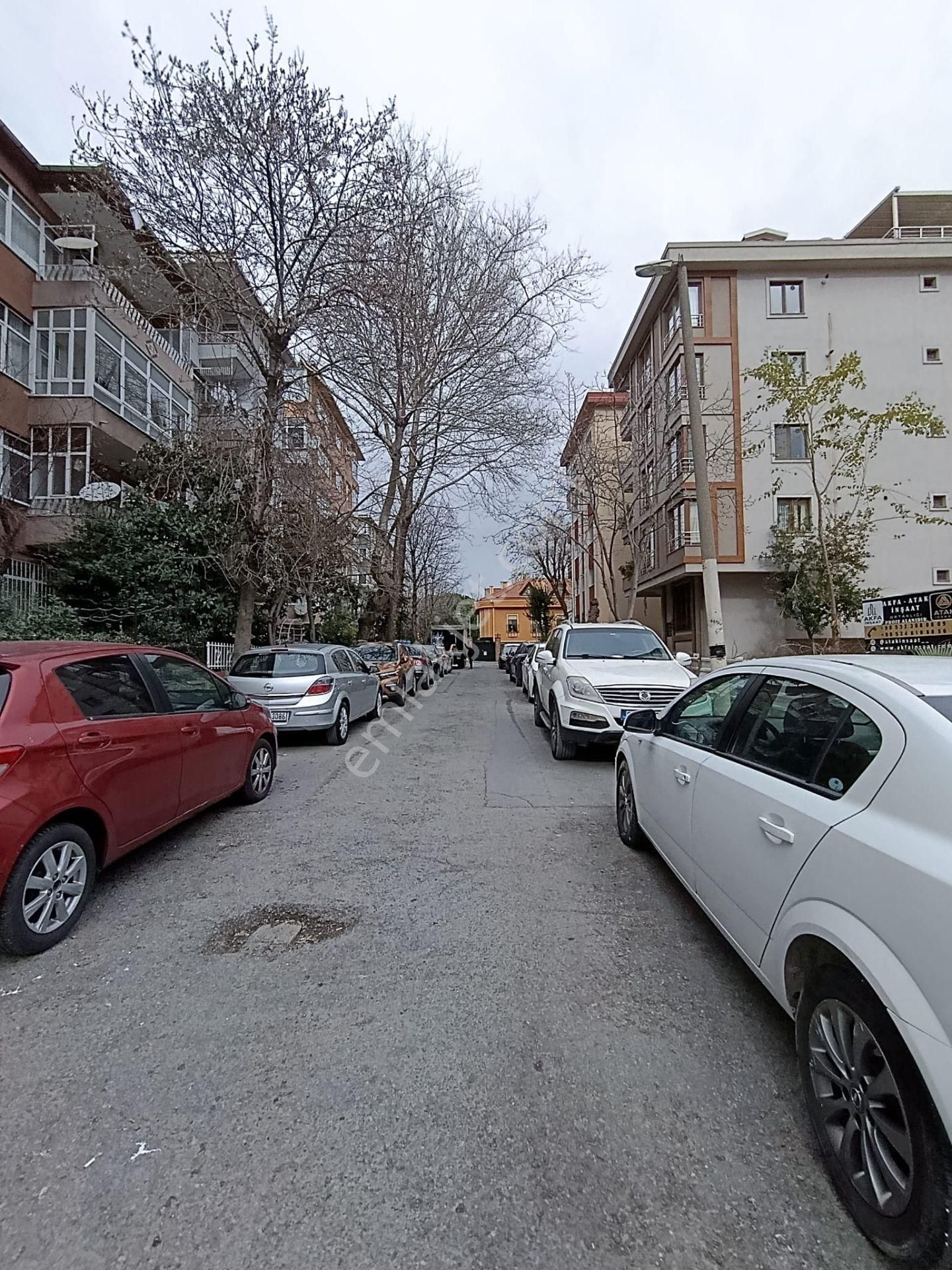 Bakırköy Kartaltepe Mahallesi Merkezi Konuml 1+1 Bahçeli Kiralık - Görsel 2