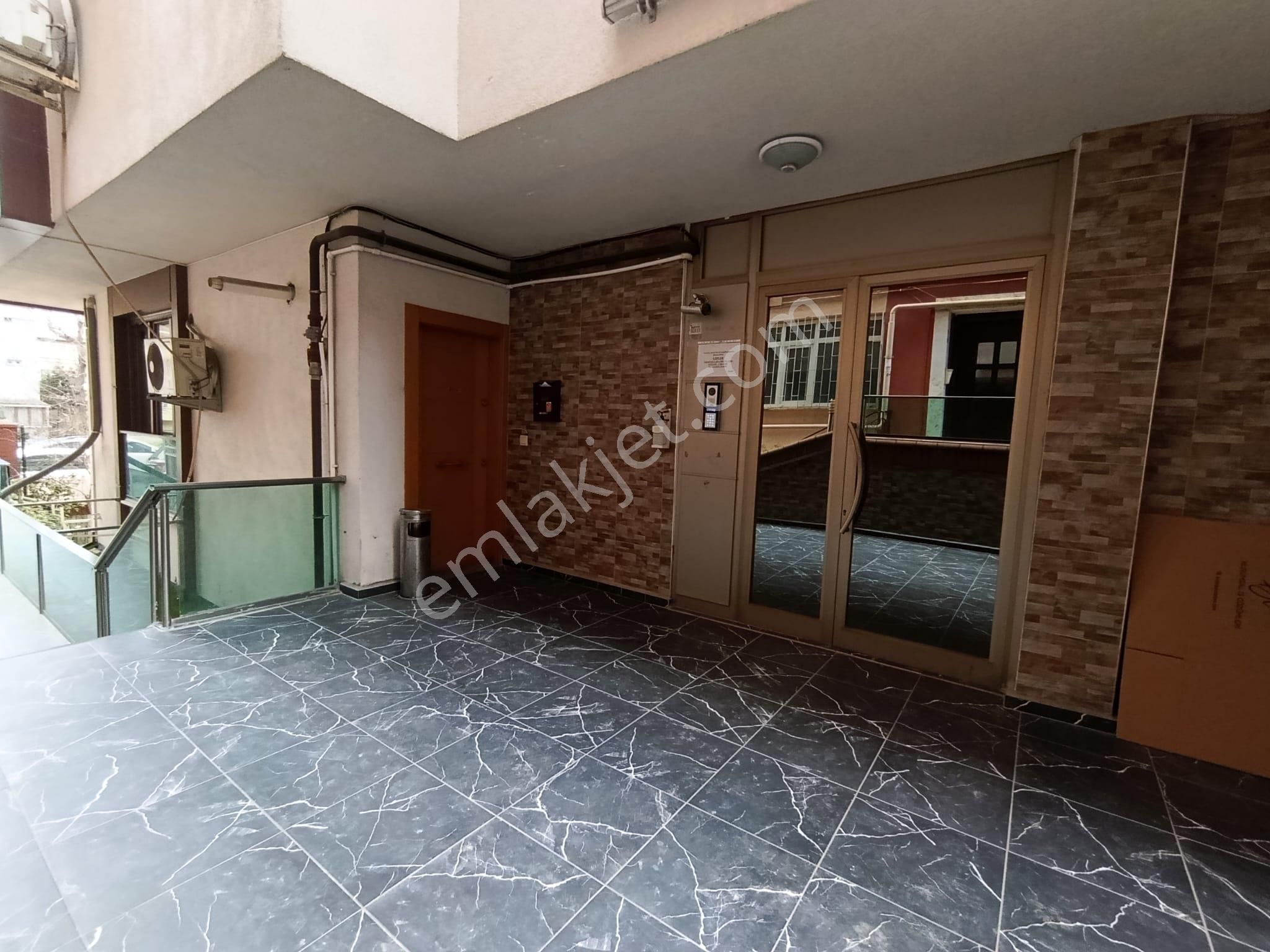 Bakırköy Kartaltepe Mahallesi Merkezi Konuml 1+1 Bahçeli Kiralık - Görsel 16