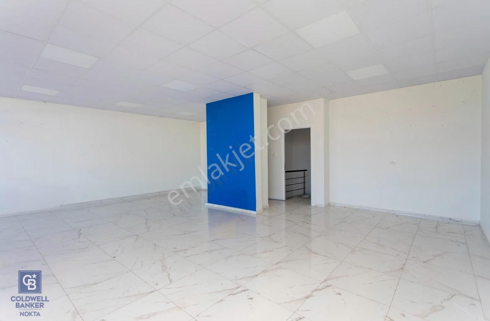 Foça Kazım Dirik Mah. Karayol Üzerinde Kiralık Dükkan - Görsel 3