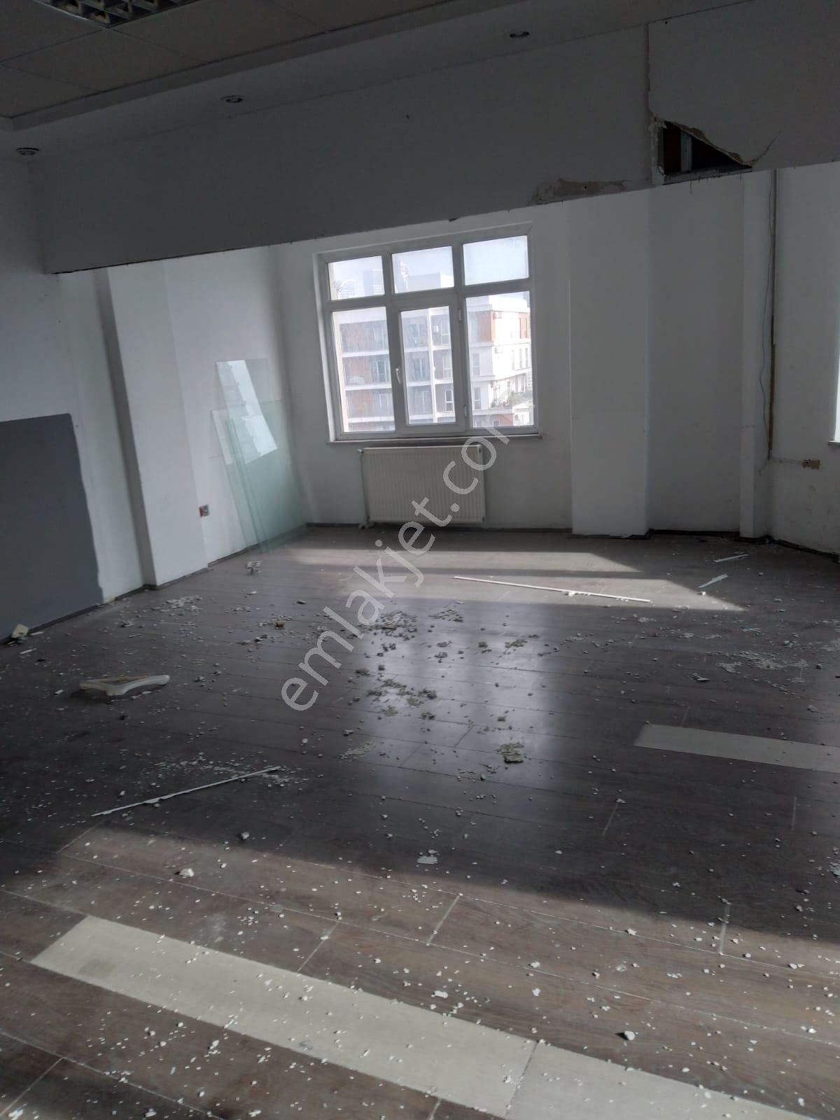 E5'e 500 Metre Mesafede 400 M2 İmalathaneye Uygun Atölye !! - Görsel 2