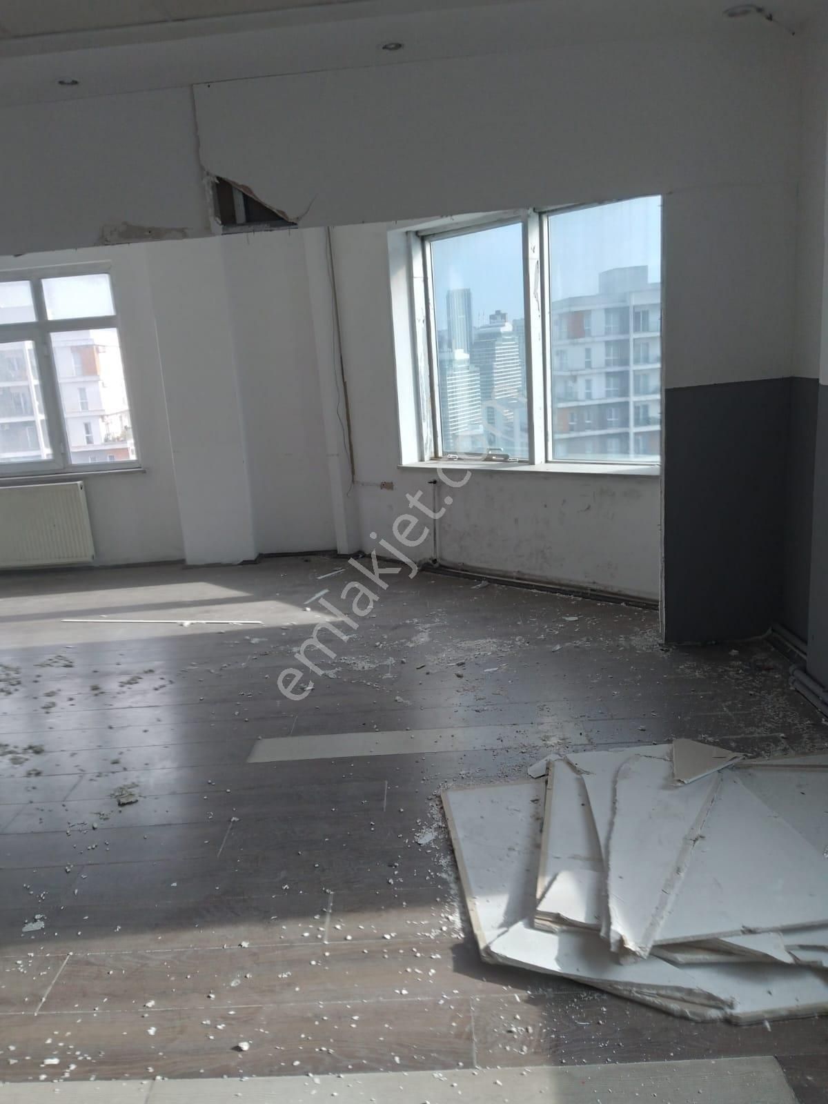 E5'e 500 Metre Mesafede 400 M2 İmalathaneye Uygun Atölye !! - Görsel 12