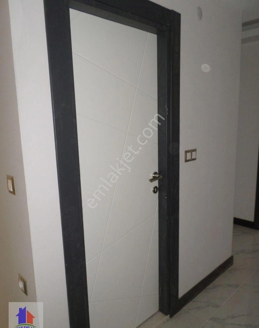 Mudanya Burgaz Mah.de Kiralık Daire 3+1 Deniz Görür 1.kat Site İçi Havuzlu Kapıcı Güvenlikli Yeni - Görsel 35