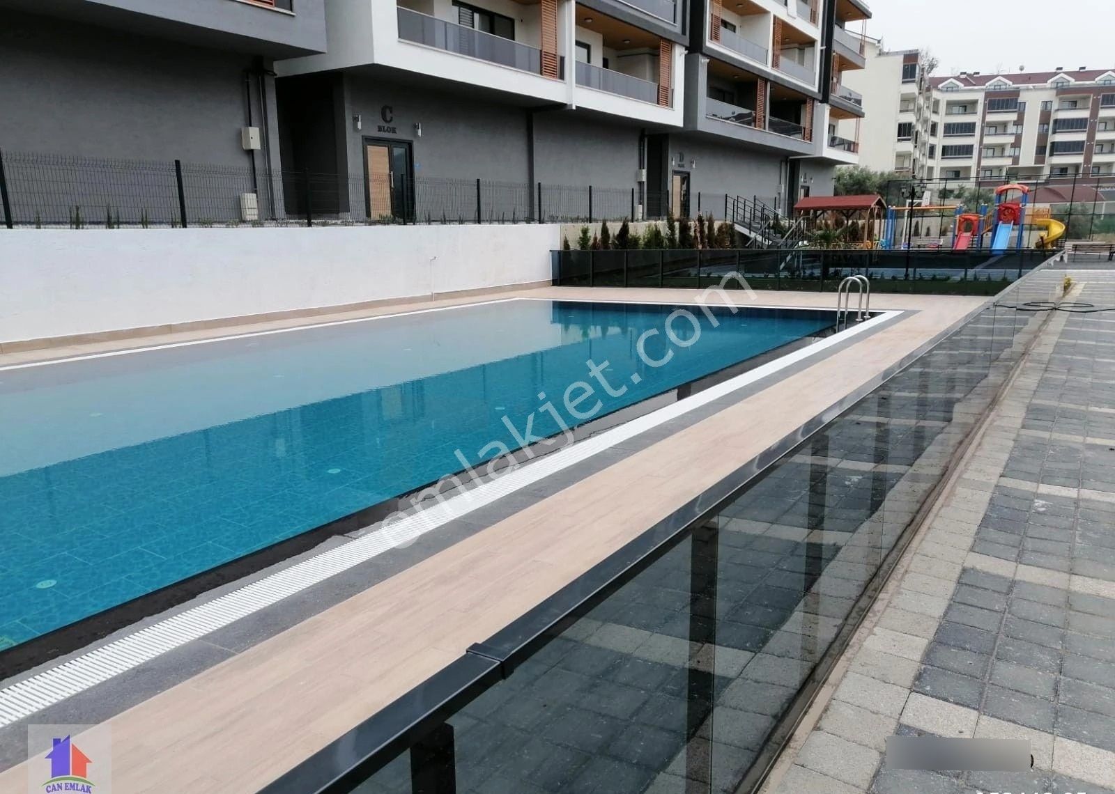 Mudanya Burgaz Mah.de Kiralık Daire 3+1 Deniz Görür 1.kat Site İçi Havuzlu Kapıcı Güvenlikli Yeni - Görsel 23