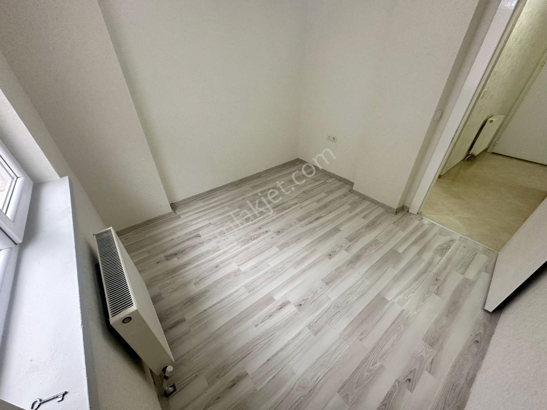 Ovacık'ta Katta Asansörlü Ultra Lüks Yapılı 3+1 Daire - Görsel 12