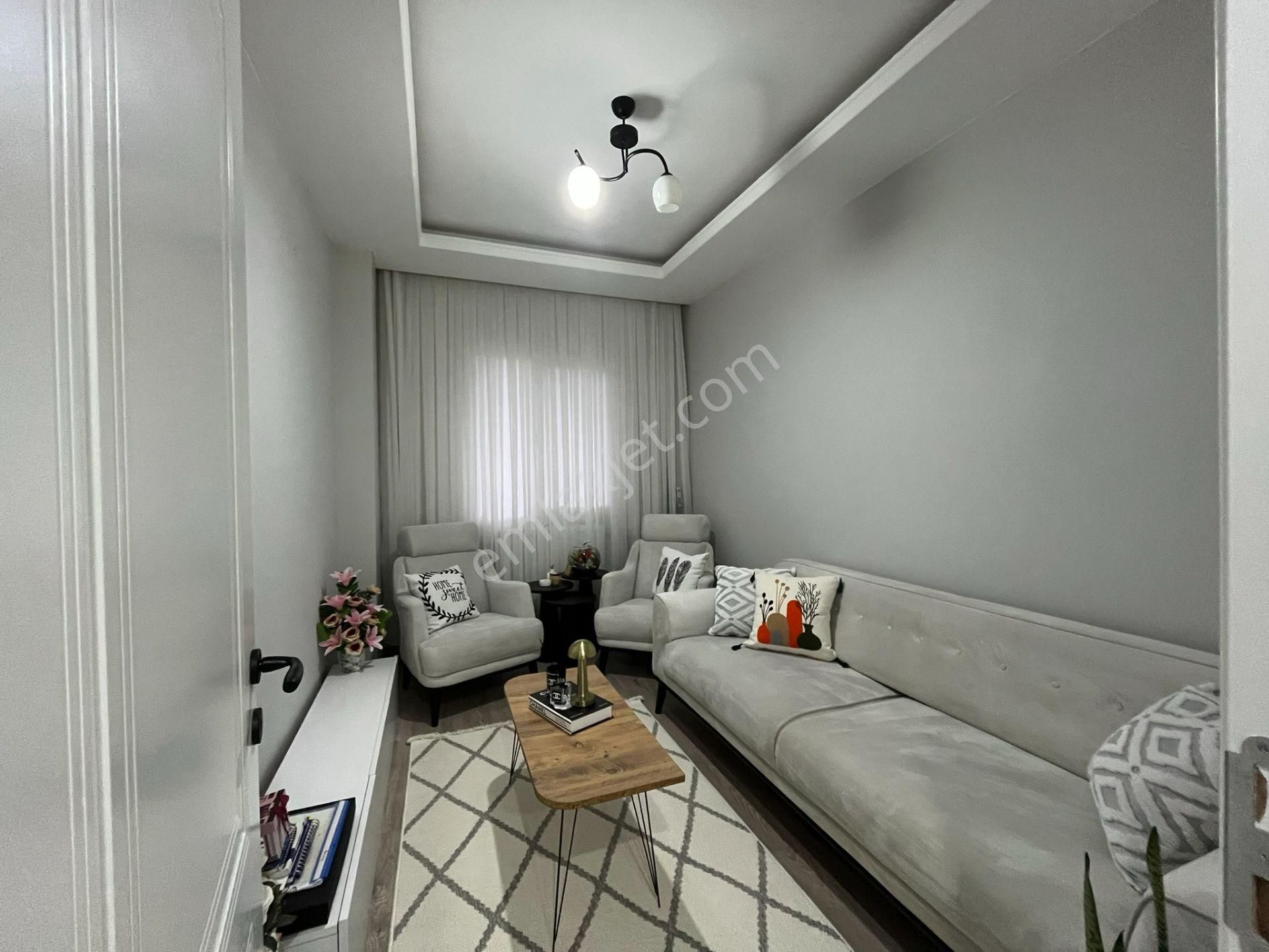 Prestijli Sitede Açık Havuzlu Lüks 2+1 Daire - Görsel 4