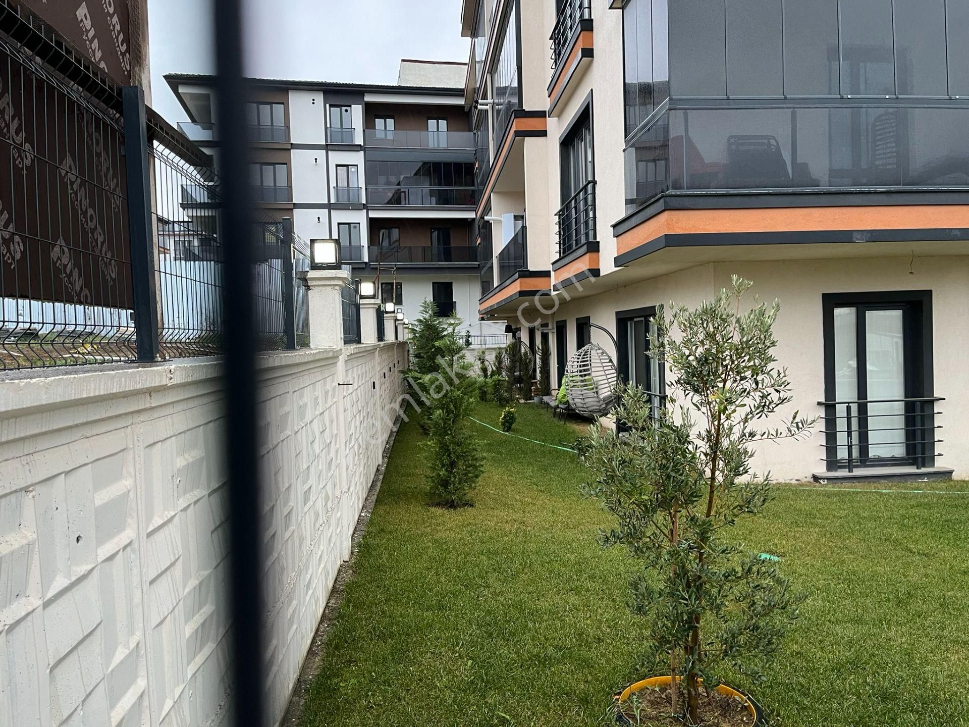 Prestijli Sitede Açık Havuzlu Lüks 2+1 Daire - Görsel 32