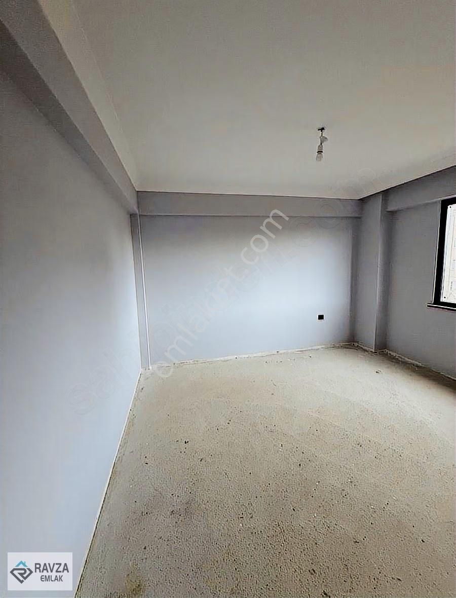 Ravza Emlak'tan Kelebek Çayırında Arakat 2+1 85 M² Fırsat Daire - Görsel 8