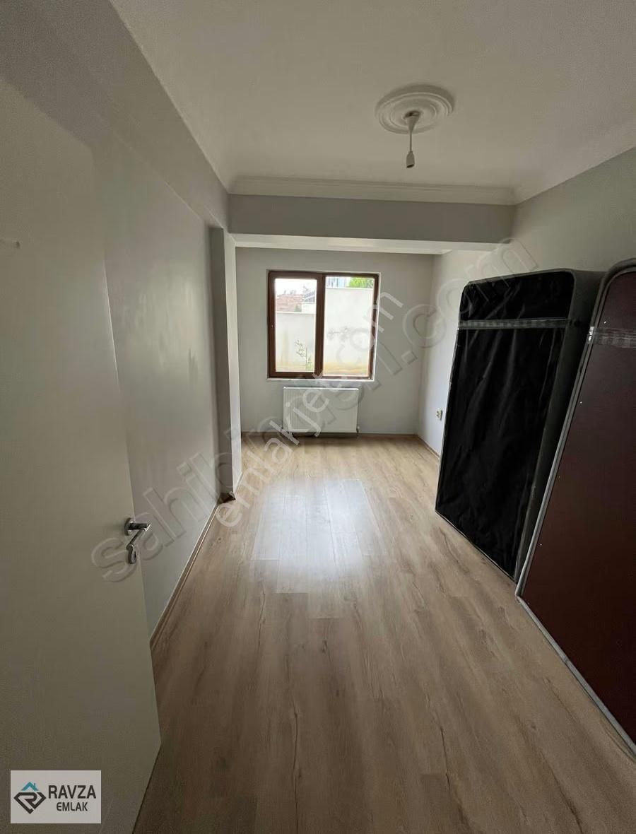 Ravza Emlak'tan Deniz Manzaralı Ebeveyn Banyolu Geniş Daire - Görsel 7