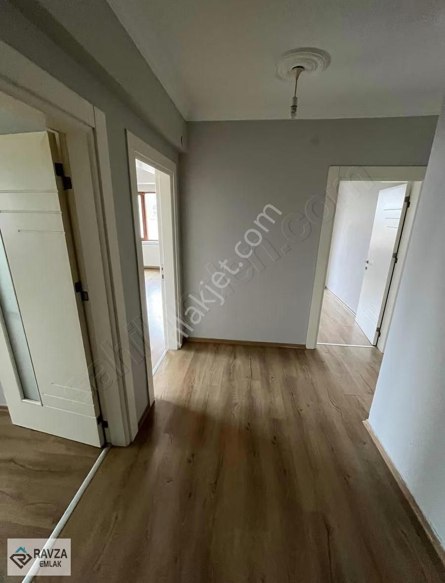 Ravza Emlak'tan Deniz Manzaralı Ebeveyn Banyolu Geniş Daire - Görsel 10