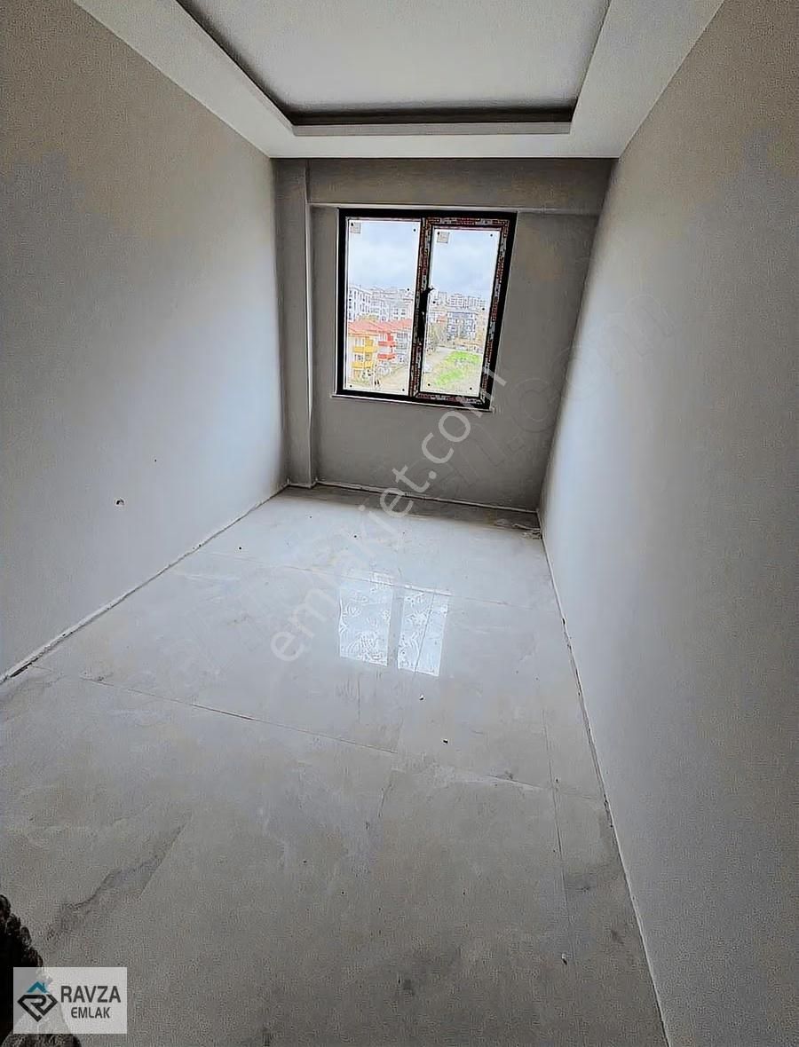 Ravza Emlak'tan Satılık Sıfır Ebeveyn Banyolu Lüx Daire - Görsel 4