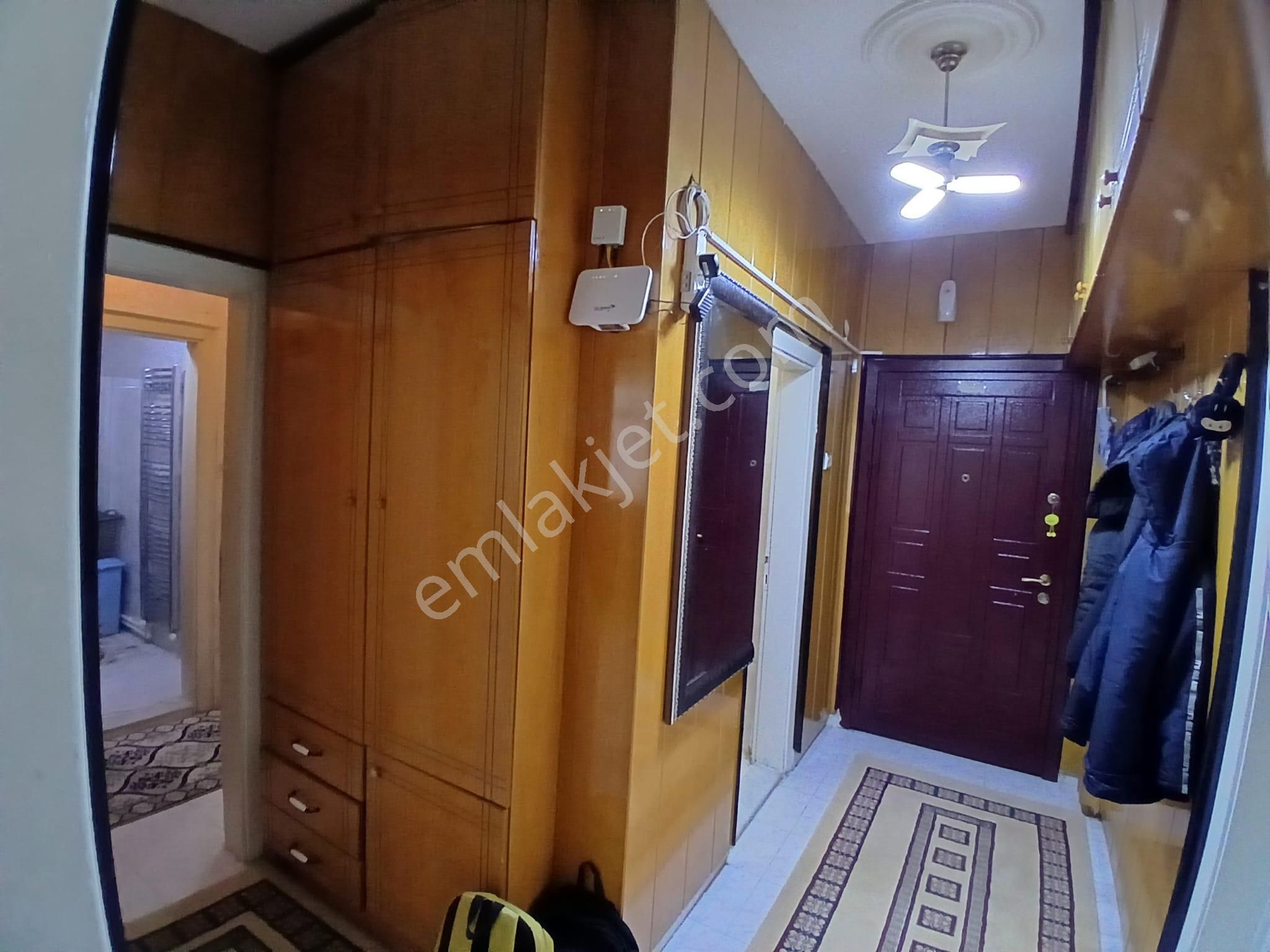 Akçay Emlak'tan Akşehir Cumhuriyet İlkokulu Yanında Bakımlı Doğalgazlı Ara Kat Satılık 2+1 Daire - Görsel 19