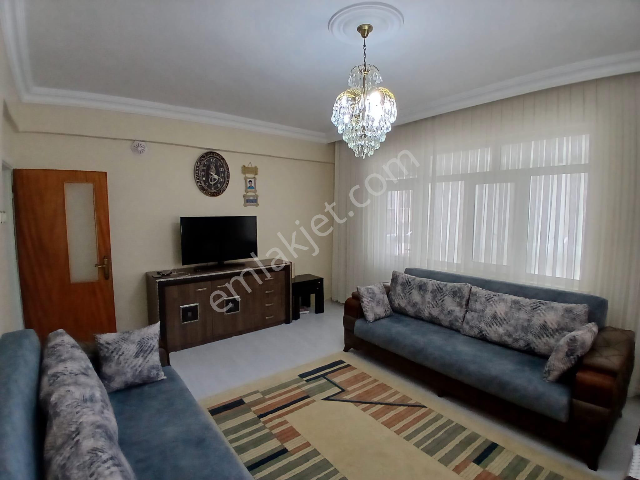 Akçay Emlak'tan Akşehir Cumhuriyet İlkokulu Yanında Bakımlı Doğalgazlı Ara Kat Satılık 2+1 Daire - Görsel 7