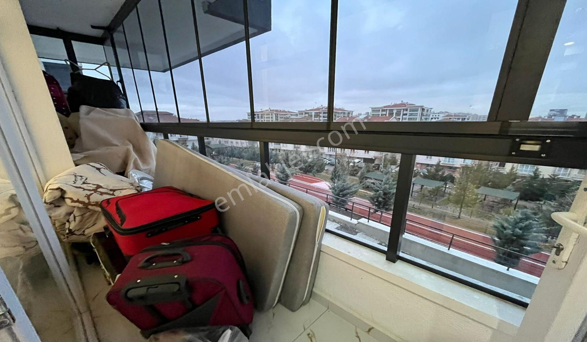 Atapark 3+1 Orta Katta Manzaralı Yeni Bina Asansörlü - Görsel 6