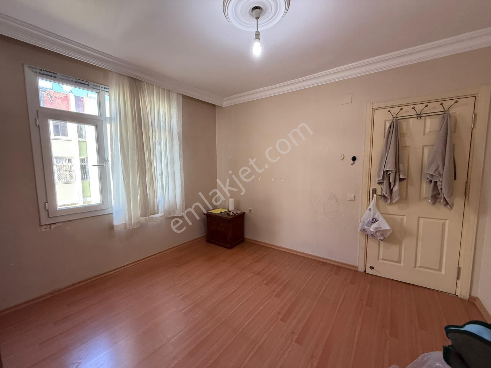 Barajyoluna Yakın 15 Yaş/4 Katlı Apt/asansörlü/2+1/kiler/cazip ! - Görsel 9