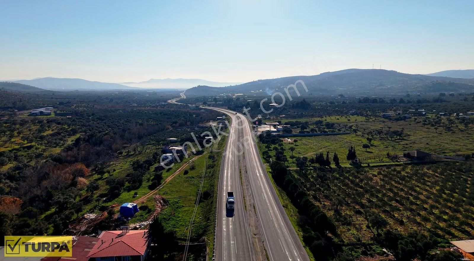 Philsa Caddesine Cepheli Tek Tapu 4.915m Arazi Stratejik Konum - Görsel 2