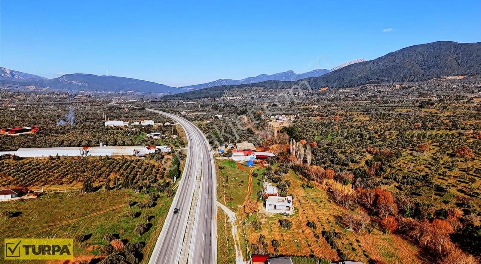 Philsa Caddesine Cepheli Tek Tapu 4.915m Arazi Stratejik Konum - Görsel 4