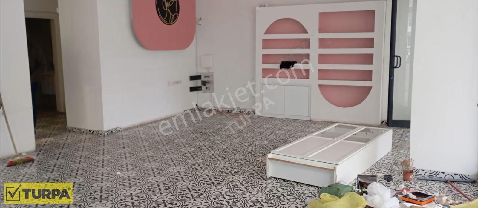 Hasan Güven Caddesinde Hareketli Lokasyonda Kiralık Dükkan - Görsel 3