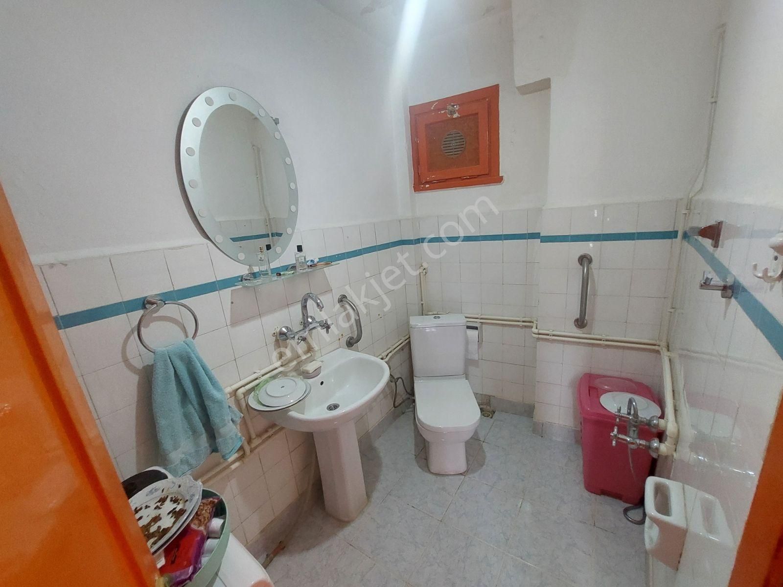 Salacak Satılık 2+1 Yatırımlık Daire - Görsel 27