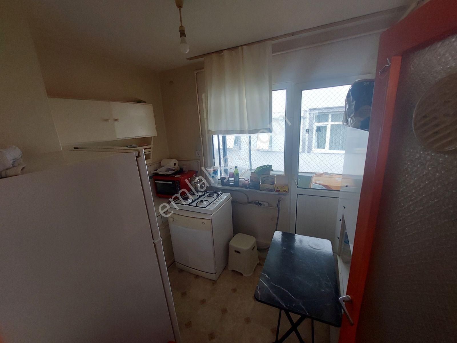 Salacak Satılık 2+1 Yatırımlık Daire - Görsel 14