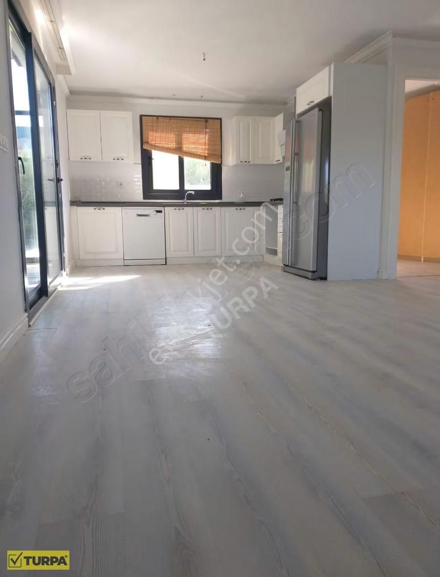 Karacaağaç Güvenlikli Sitede Satılık Bahçeli Ev - Görsel 13